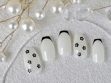 ネイルサロン リッチーズ(nail salon Riches)/安定のブラック×ホワイト