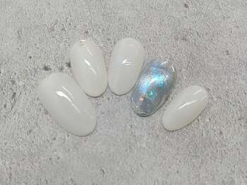 ディーエッセンス(D.....ESSENCE)/オーロラフレークのミラー囲み