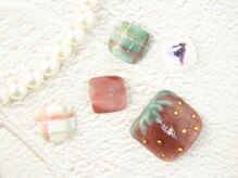 カラーズ 浜松店(colors)/ぷっくりいちごネイル☆