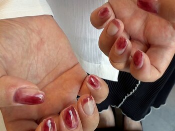 ムゥズファム(Mus' Fam)の写真/ニュアンスカラー300色以上!コーデに差がつくワンランク上のシンプルネイルを★