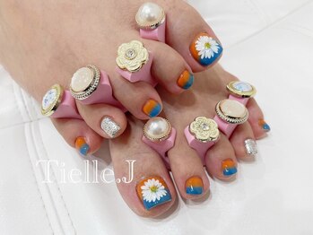 ティエルジェー(Tielle J)の写真/足元もばっちりこだわりたい方必見◎季節を問わずフットネイルを楽しんで!魅せたくなる素足に♪