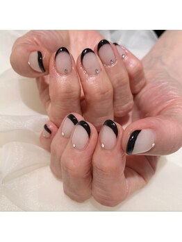 ヴィヴィアンビューティ ネイルアンドアイ Viviean Beauty Nail & Eye/フレンチネイル