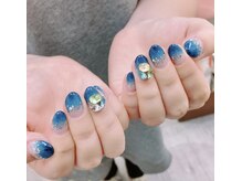 ネイル レイ(Nail Ray)