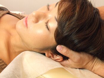 メディケア 新宿/元祖小顔トレーニング