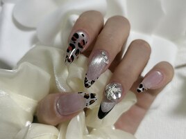 豹柄ネイル