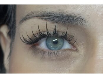 バタフライ 川崎店(Butterfly)/『ワンホンデザイン』