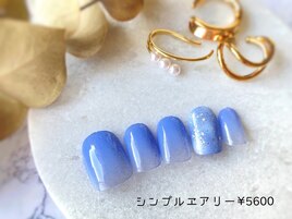 冬のふんわりチークネイル