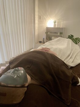 ロータス(Lotus)/お肌を復元♪磁気パック