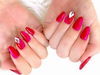 ネイルサロン ティーエイチセブン(Nail Salon TH SEVEN)の写真/スピーディで美仕上がり!トレンド感ある最旬な指先へ♪豊富なサンプル◎定額コース【初回オフ込み¥7700】