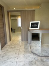 シェリーナ(cherieNa)/サロンエントランス