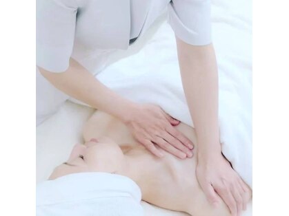 ポーラ ザ ビューティ 五条駅前(POLA THE BEAUTY)の写真
