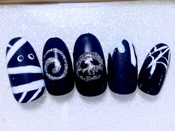 リラ(RIRA)/ハロウィンネイル