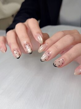 ドット＆先端フレンチ