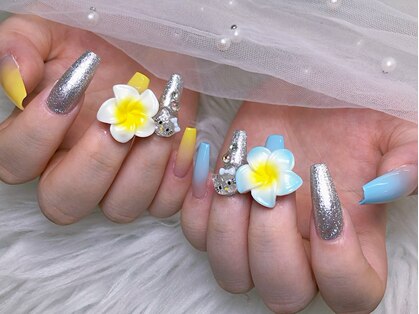 ラッキーネイル(lucky nail)の写真
