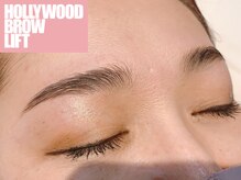 ニコ(nico)/ハリウッドブロウリフト