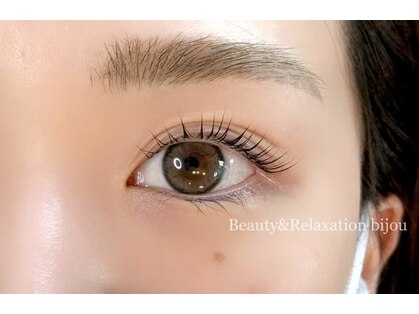 ビジュゥ 阪急夙川駅前店の写真