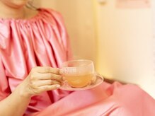 夢みるよもぎ蒸し 千歳船橋店の雰囲気（初めてご来店のお客様にはよもぎ入り発酵黒生姜湯をサービス！）
