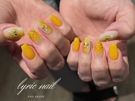 ぷっくりパイナップルネイル