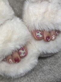 春のイチゴねいる♪