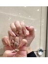 大人かわいいネイル