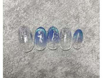 アミュレット(AMULET)/7月定額 6050円(税込)