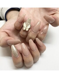 蝶ネイル