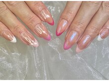 アリイネイルズ(ALII Nails)/ピンクフレンチオーロラ
