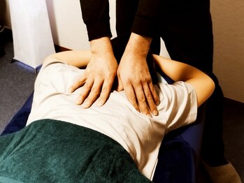 シータ(THETA)の写真/慢性的な肩こり、首の疲れを解消◎駐車場完備・価格・技術においてコスパの良さにリピート続出の大人気店！