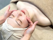 フィオーレ 佐賀巨勢店(Feaure)/ ～小顔矯正コルギ～