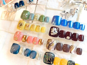 エコモマイ(e Komo mai)の写真/【角質ケアも同時施術可能！】サンダルの時期に気分の上がる理想の足先をご提供いたします☆