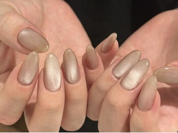 チェスナッツ 銀座(CHESTNUTS Nail&Eyelash)の写真/初回オフ無料★ご新規様（対面席）【マグネットネイル¥8000/Simple
Nuance¥7500】 オフィスでも好感度◎