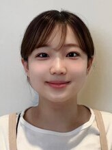 ヴィヴィアンビューティ ネイルアンドアイ Viviean Beauty Nail & Eye 大西 虹光