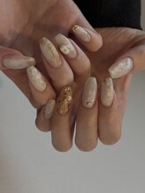 ヌア(nur.)/ホワイトnuance