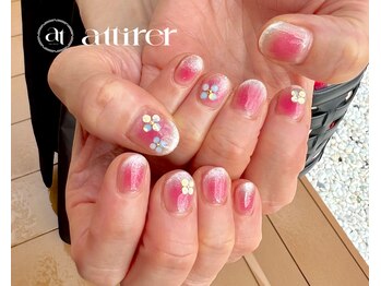アティレ(attirer)/チークマグネットネイル