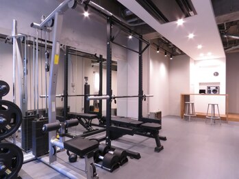 エヌプラスボディワークス(n+body works)/店内の雰囲気　
