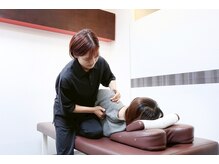 ドクタースマイル バイ カラダカイカク 本通り店(Dr.Smile)の雰囲気（国家資格者による的確なアプローチ、ぜひお試しください。）