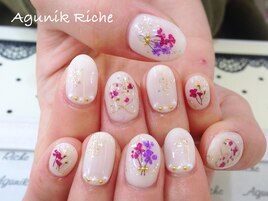 【押し花ネイル】