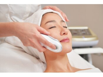 ピュアラ 三宮店/MEGALOPRO全顔コース