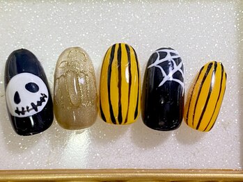 リラ(RIRA)/ハロウィンネイル