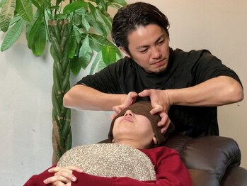 ベアフット(BARE FOOT)/小顔矯正＋コルギ＋頭ヘッドスパ