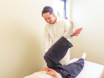  おぐり整体院の写真/【完全個室】理容室併設で入りやすさ◎自律神経を整える最先端ケアで、ダラダラ通わず最短卒業！