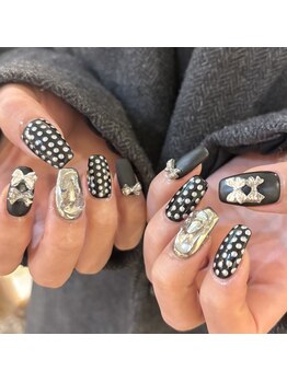 dark mat nail