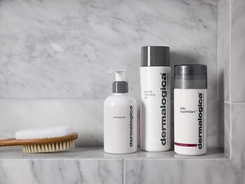 ダブル ザ サロン(W the salon)/