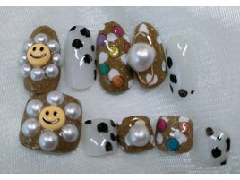 定額8600円