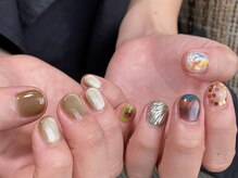 カーティシーネイルズ(curtisii NAILS)/少しずつ秋