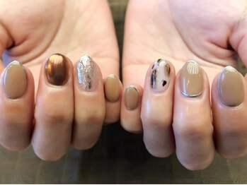 プラハネイル(+HER 美甲)/アニマル×ブラウンミラー