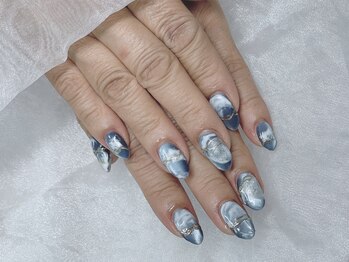 ベビーライオン(BABY LION)/ブルーニュアンスネイル