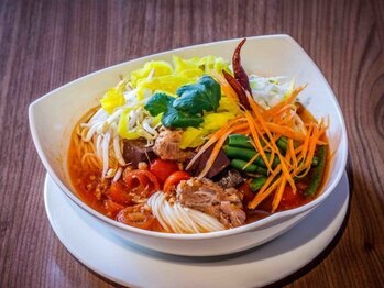 アジアンリラクゼーション ヴィラ 大橋店(asian relaxation villa)/タイ料理：カノムジーン