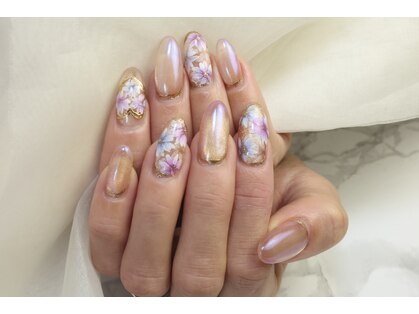 ネイルサロン アルストロメリアの写真