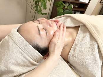 カミーシャ(KaMi-Sha)/7.化粧水・クリーム・日焼け止め